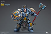 Warhammer 40k JoyToy Actionfigure - Space Wolves Arjac Rockfist figure for collectors, display and premium shelf presentation