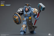 Warhammer 40k JoyToy Actionfigure - Space Wolves Arjac Rockfist figure for collectors, display and premium shelf presentation