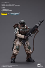 Warhammer 40k JoyToy Actionfigure - Astra Militarum Cadian Command Squad Veteran with Regimental Standard figure for collectors, display