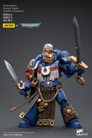 Warhammer 40k JoyToy Actionfigure - Ultramarines Honour Guard Chapter Champion figure for collectors, display and premium shelf presentation