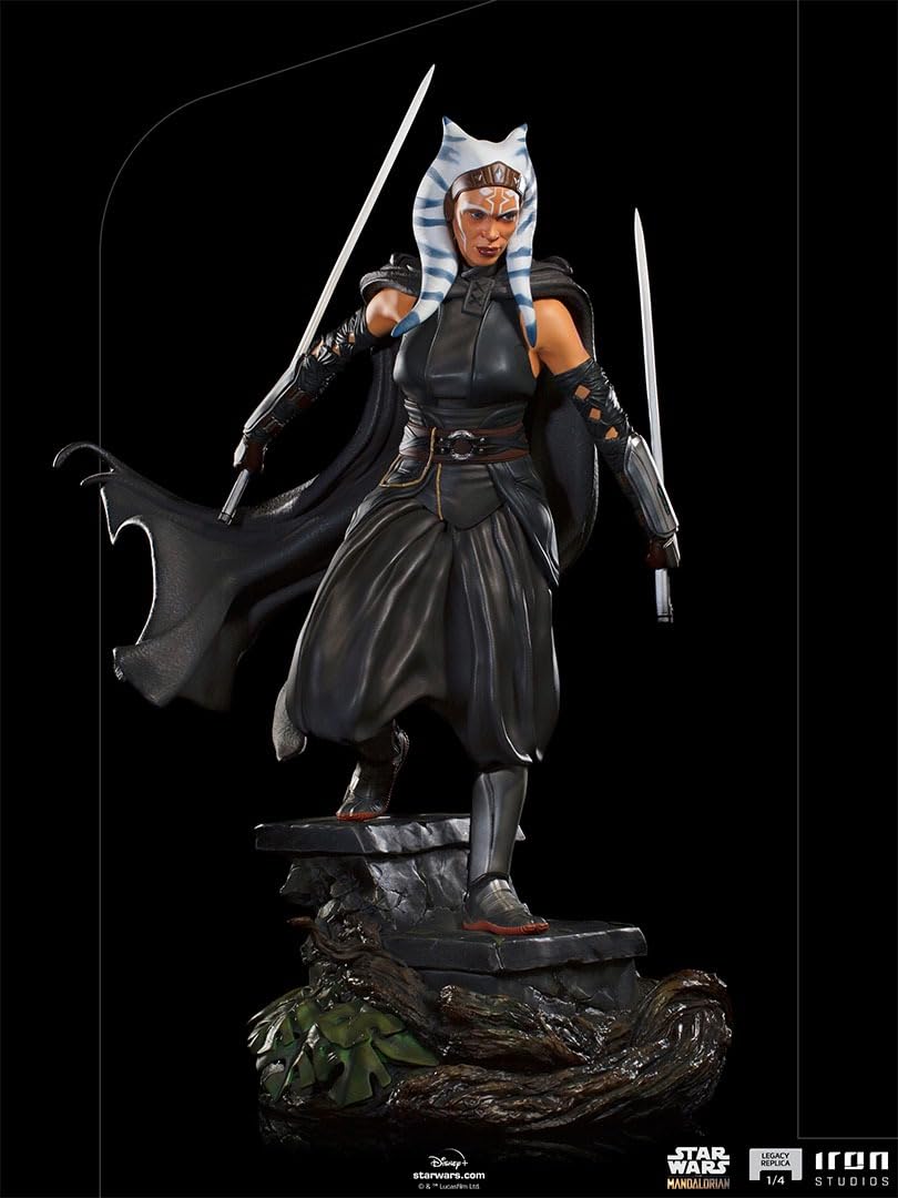 Star Wars - Ahsoka Tano Statue Legacy Replica 1/4 statue from Iron Studios for collectors, display and premium shelf presentation