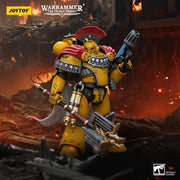 Warhammer 40k JoyToy Actionfigure - Imperial Fists Legion Chaplain Consul figure for collectors, display and premium shelf presentation
