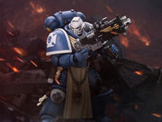 Warhammer 40k JoyToy Actionfigure - Ultramarines Sternguard Veteran with Bolt Rifle figure for collectors, display and premium shelf