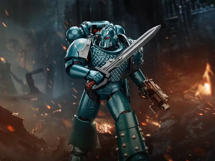 Warhammer 40k JoyToy Actionfigure - The Horus Heresy Alpha Legion Headhunter Prime figure for collectors, display and premium shelf