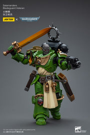 Warhammer 40k JoyToy Actionfigure - Salamanders Bladeguard Veteran figure for collectors, display and premium shelf presentation