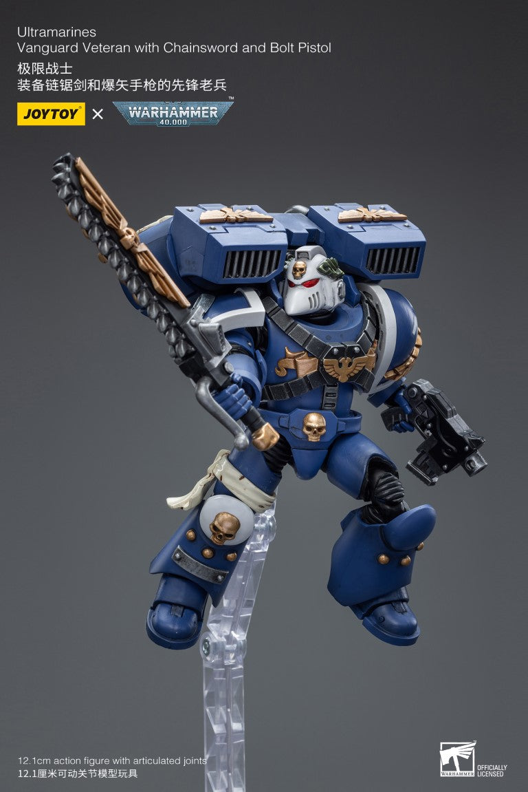 Warhammer 40k JoyToy Actionfigure - Ultramarines Vanguard Veteran with Chainsword and Bolt Pistol figure for collectors, display and