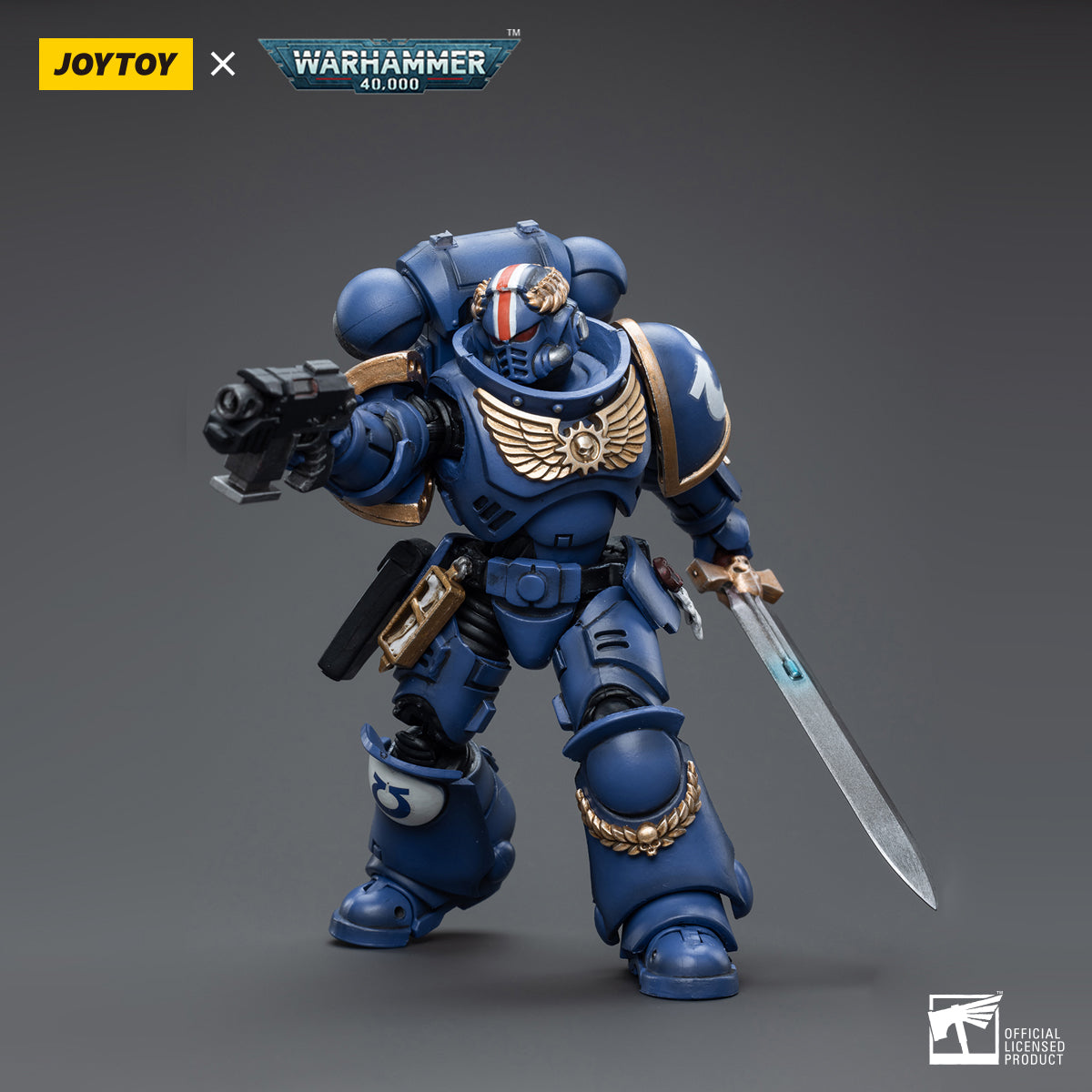 Warhammer 40k JoyToy Actionfigure - Ultramarines Primaris Lieutenant Argaranthe figure for collectors, display and premium shelf