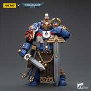 Warhammer 40k JoyToy Actionfigure - Ultramarines Honour Guard Chapter Champion figure for collectors, display and premium shelf presentation