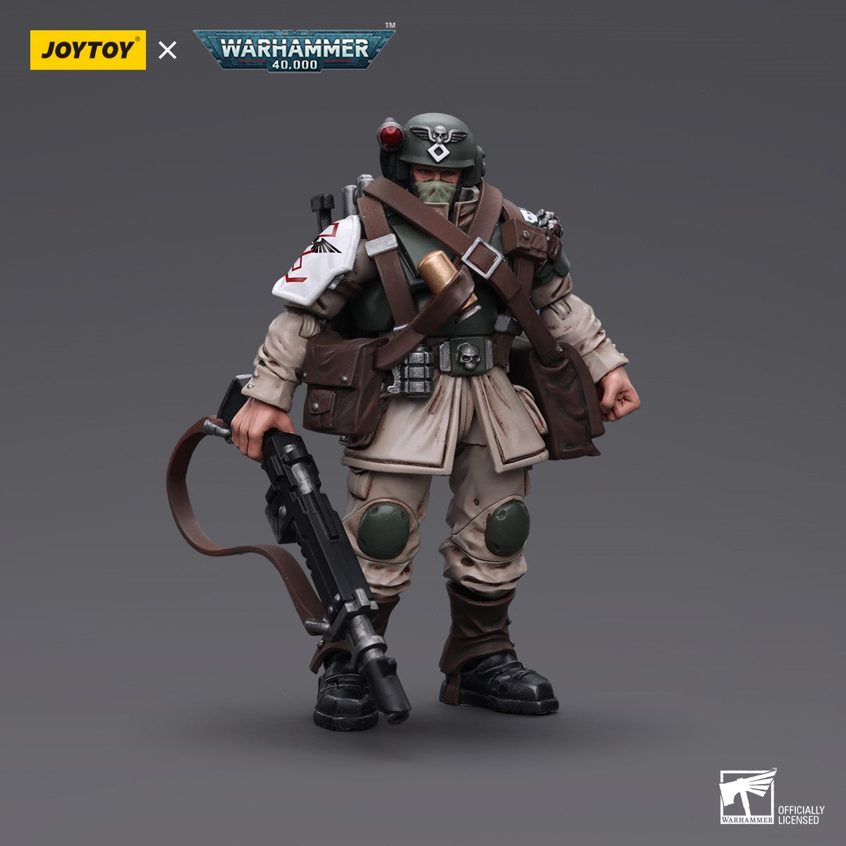 Warhammer 40k JoyToy Actionfigure - Astra Militarum Cadian Command Squad Veteran with Medi-pack figure for collectors, display and premium