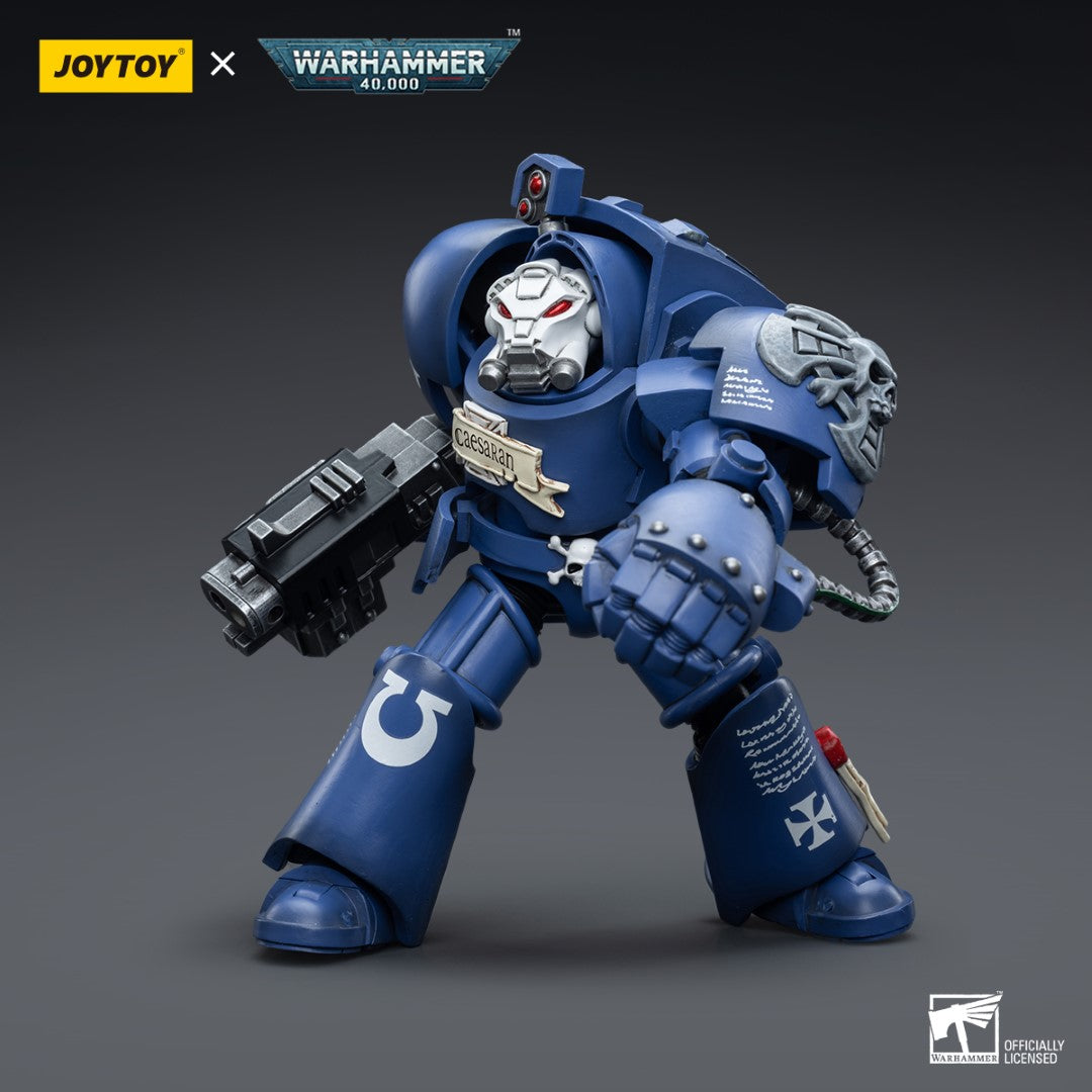 Warhammer 40k JoyToy Actionfigure - Ultramarines Terminators Brother Caesaran figure for collectors, display and premium shelf presentation