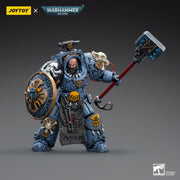 Warhammer 40k JoyToy Actionfigure - Space Wolves Arjac Rockfist figure for collectors, display and premium shelf presentation