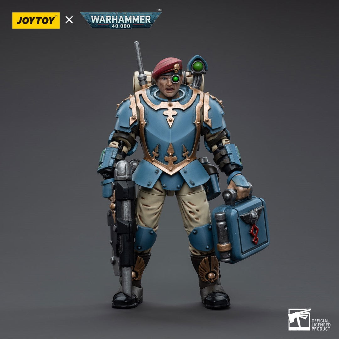 Warhammer 40k JoyToy Actionfigure - Astra Militarum Tempestus Scions Command Squad 55th Kappic Eagles Medic figure for collectors, display