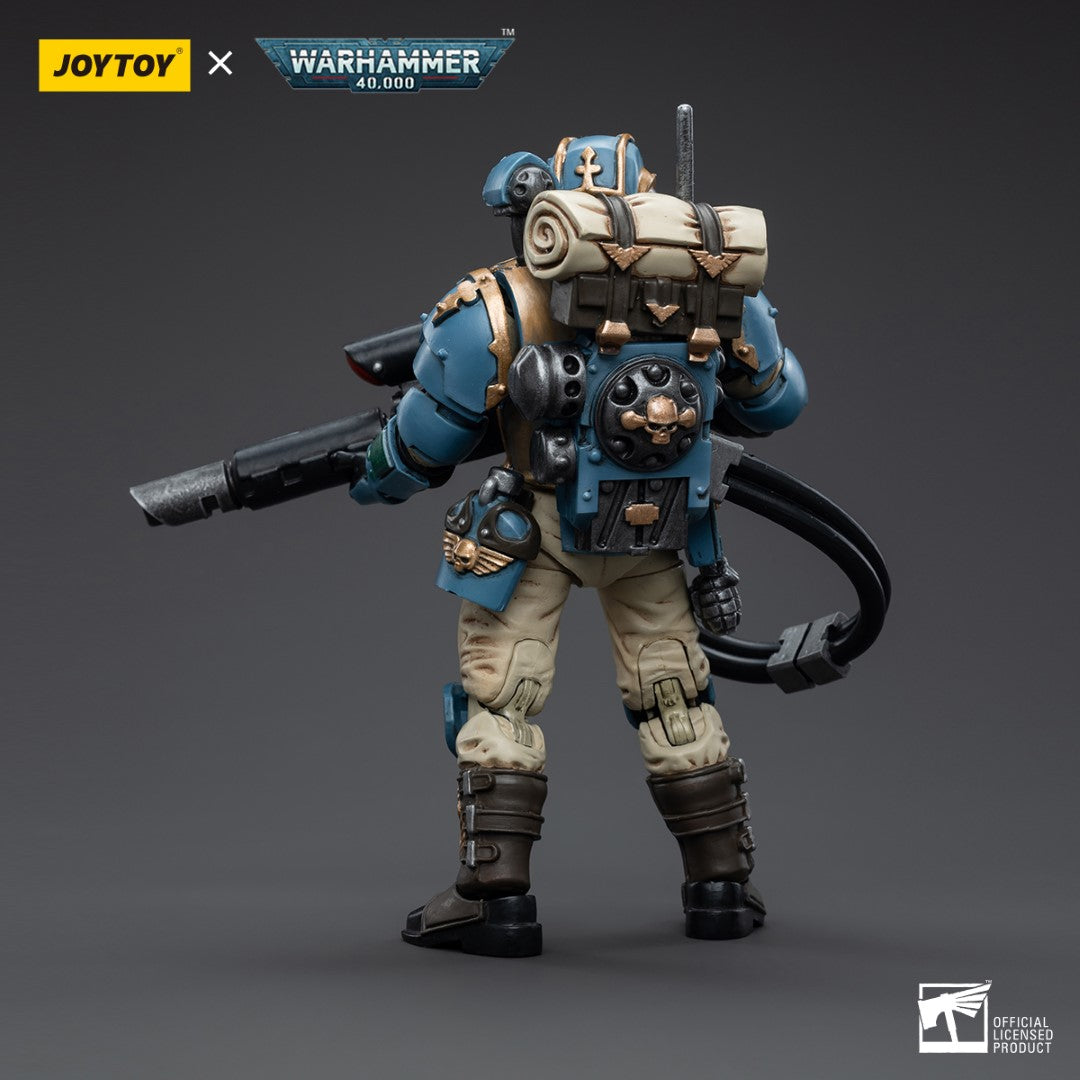 Warhammer 40k JoyToy Actionfigure - Astra Militarum Tempestus Scions Squad 55th Kappic Eagles Tempestus Scion 1 figure for collectors