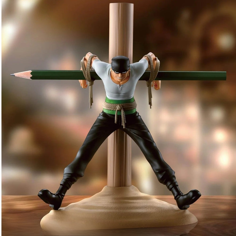One Piece Figure - FL Pirate Hunter Zoro Bandai