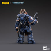 Warhammer 40k JoyToy Actionfigure - Ultramarines Primaris Lieutenant Amulius figure for collectors, display and premium shelf presentation