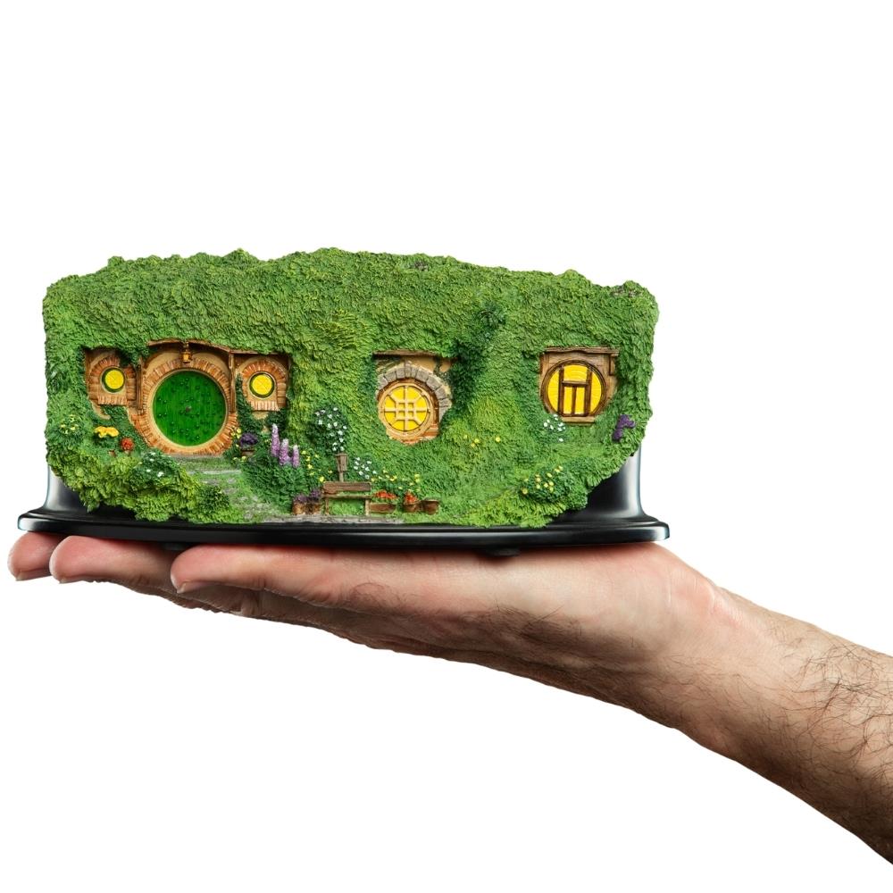 Weta Workshop The Lord of the Rings Trilogy Hobbit Hole - Bag End - Illuminated Edition – view 6