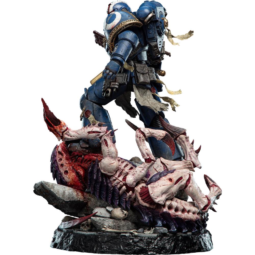 Weta Workshop Warhammer 40k - Lieutenant Titus Battleline Edition Statue 1/6 Scale – view 4