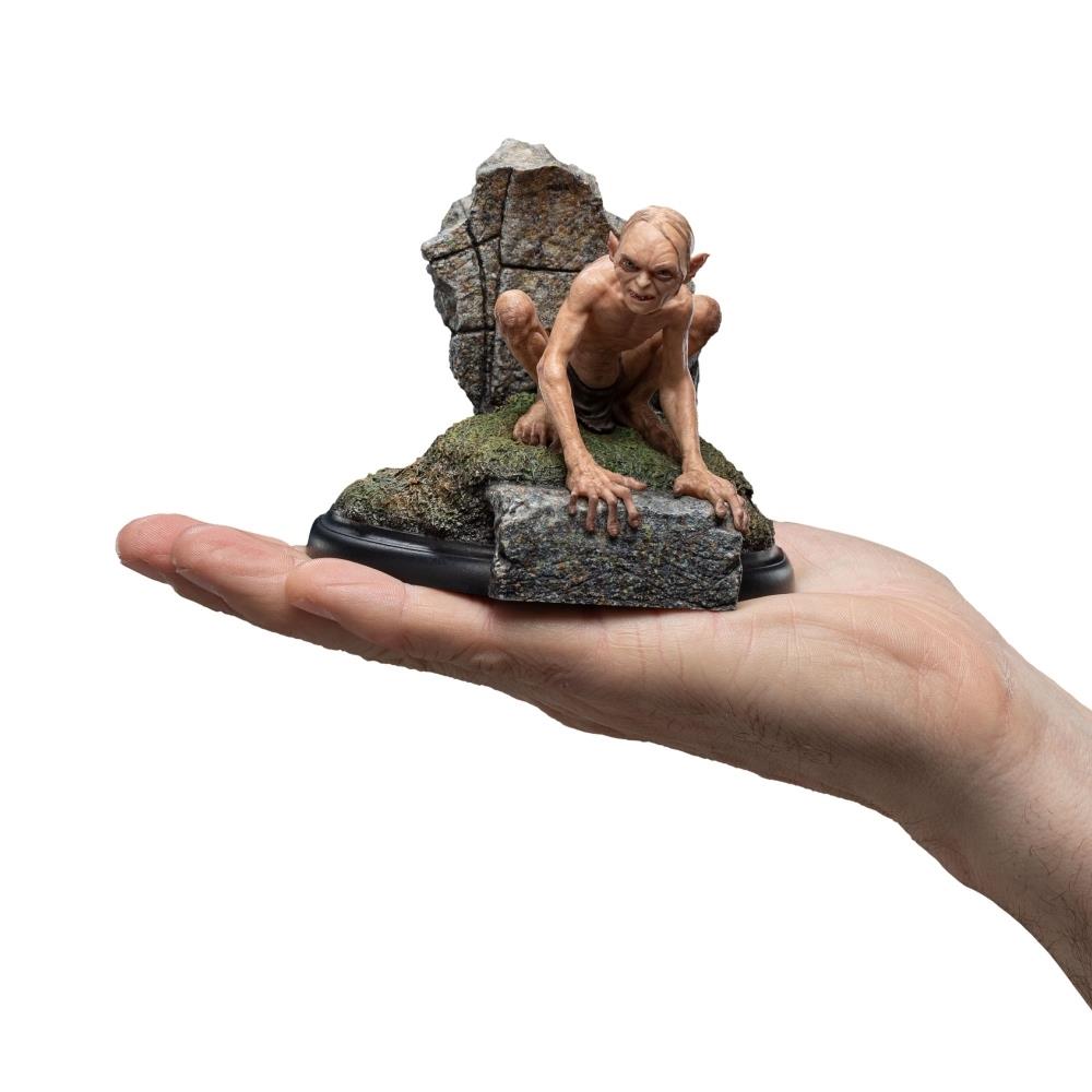 Weta Workshop The Lord of the Rings Trilogy - Gollum, Guide to Mordor Mini Statue – view 6