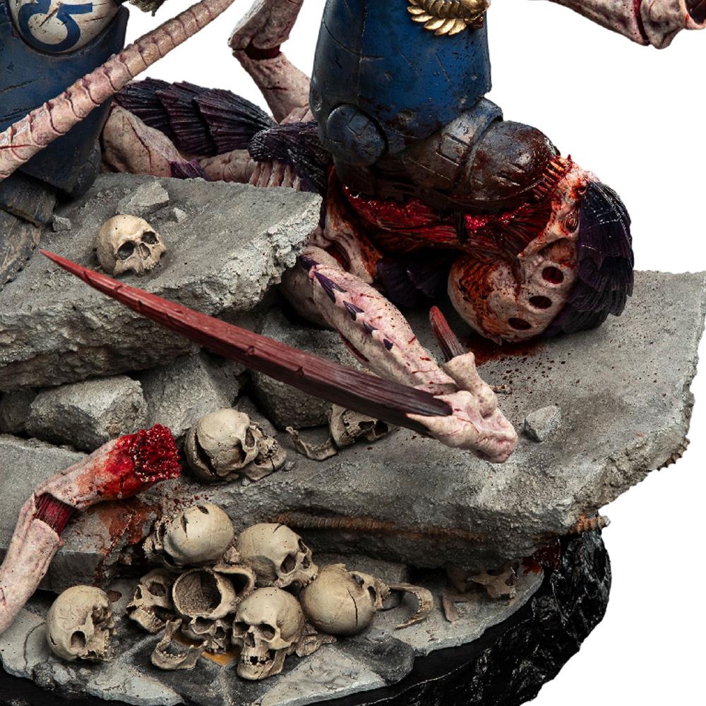 Weta Workshop Warhammer 40k - Lieutenant Titus Battleline Edition Statue 1/6 Scale – view 10