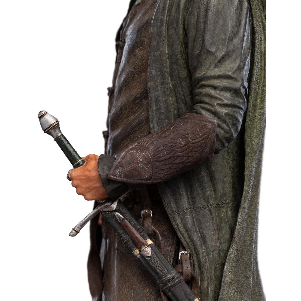 Weta Workshop The Lord of the Rings Trilogy - Aragorn, Hunter of the Plains (Classic Series) Statue Scale 1/6 – view 9