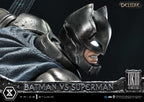 Prime 1 Studio Ultimate Diorama Masterline Batman:The Dark Knight Returns (Comics) Batman versus Superman DX Bonus Version – view 6