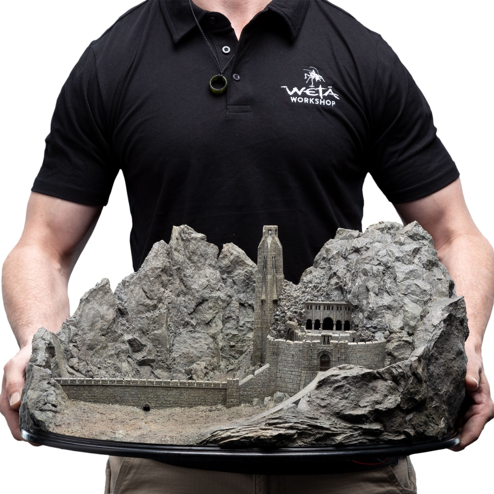 Weta Workshop The Lord of the Rings Trilogy - Environment - Helm's Deep Statue – view 6
