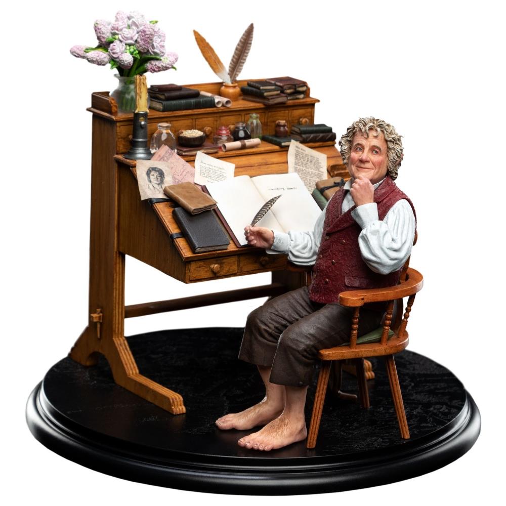 Weta Workshop The Lord of the Rings - Bilbo Baggins At His Desk Statue 1/6 scale – view 4