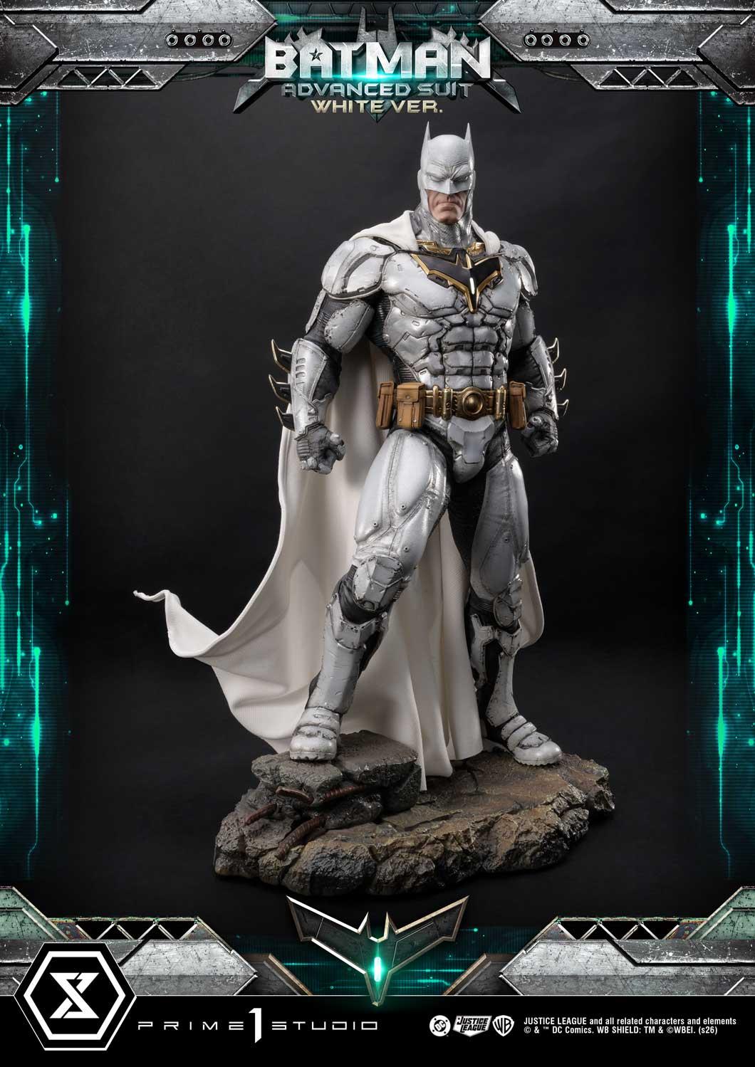 Prime 1 Studio Ultimate Museum Masterline Justice League (Comics) Batman Advanced Suit White Ver. (Design By Josh Nizzi) – view 4
