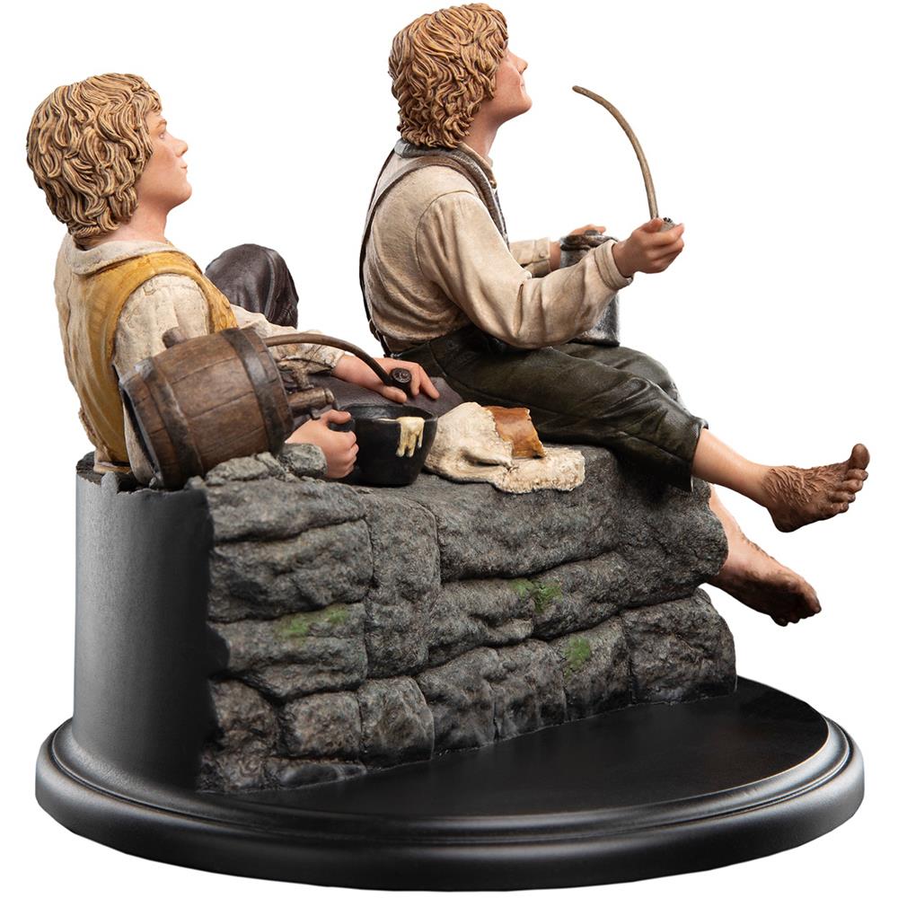 Weta Workshop The Lord of the Rings: Miniature Statue - Merry and Pippin – view 3