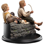 Weta Workshop The Lord of the Rings: Miniature Statue - Merry and Pippin – view 3