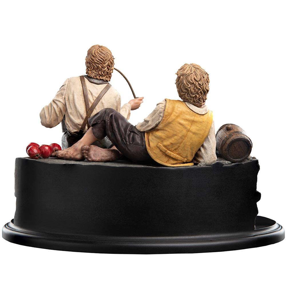 Weta Workshop The Lord of the Rings: Miniature Statue - Merry and Pippin – view 4