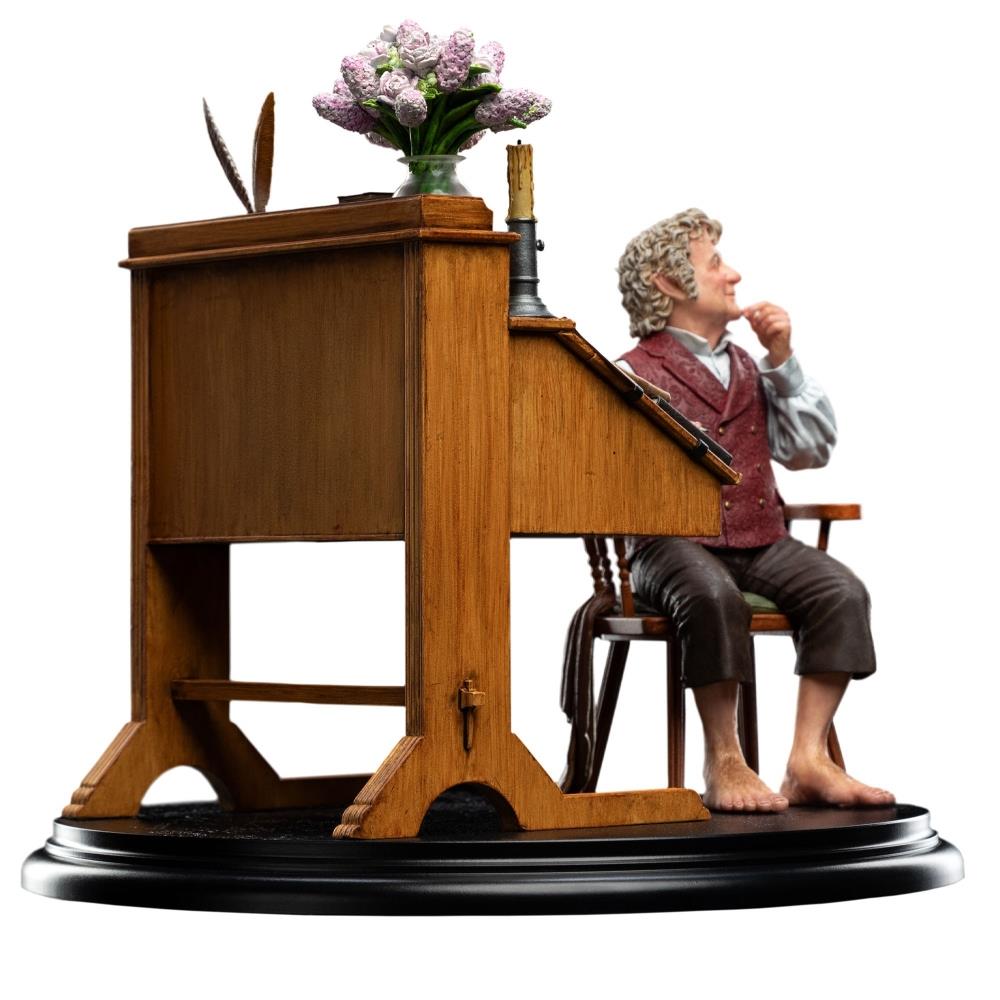 Weta Workshop The Lord of the Rings - Bilbo Baggins At His Desk Statue 1/6 scale – view 2