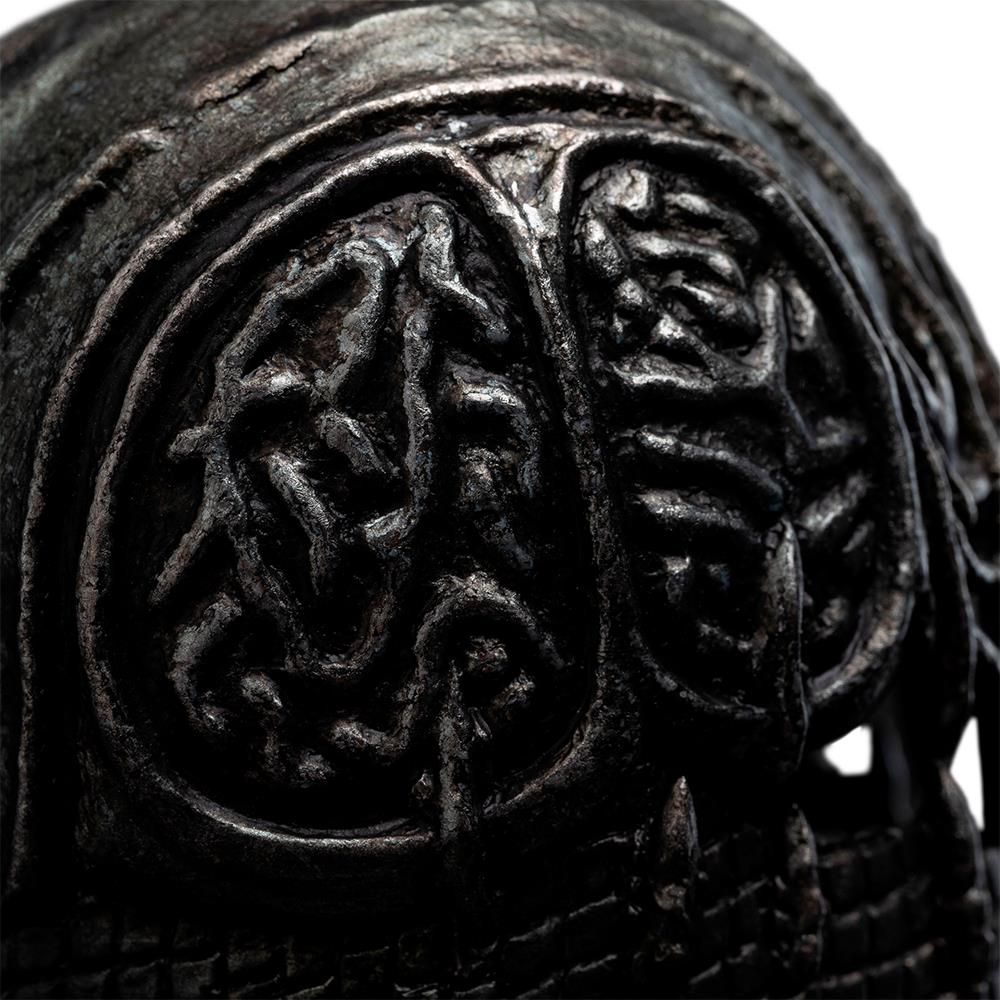 Weta Workshop THE HOBBIT - Helm of the Ringwraith of Rhun Mini Prop Replica 1/4 – view 7