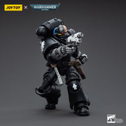 Warhammer 40k JoyToy Actionfigure - Iron Hands Intercessors Brother Gravak figure for collectors, display and premium shelf presentation