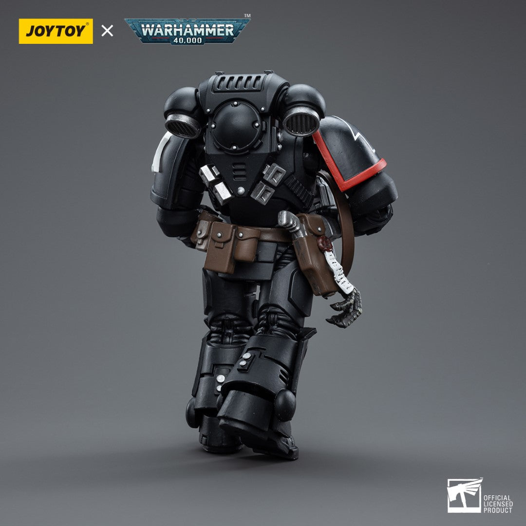 Warhammer 40k JoyToy Actionfigure - Raven Guard Intercessors Brother Colvane figure for collectors, display and premium shelf presentation