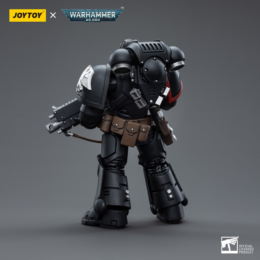 Warhammer 40k JoyToy Actionfigure - Raven Guard Intercessors Brother Nax figure for collectors, display and premium shelf presentation