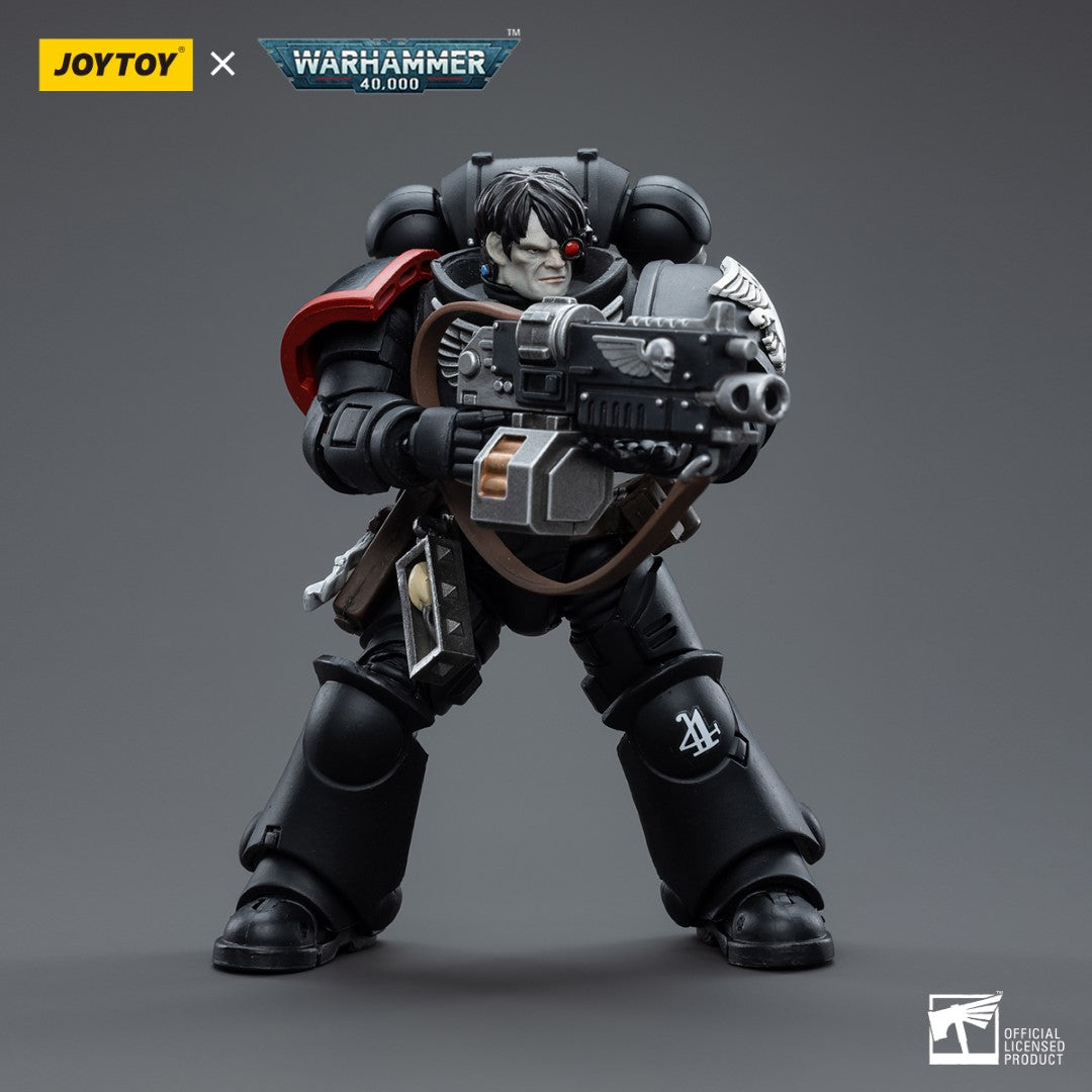 Warhammer 40k JoyToy Actionfigure - Raven Guard Intercessors Brother Nax figure for collectors, display and premium shelf presentation