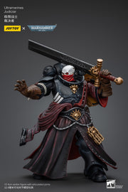 Warhammer 40k JoyToy Actionfigure - Ultramarines Primaris Judiciar figure for collectors, display and premium shelf presentation