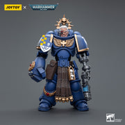 Warhammer 40k JoyToy Actionfigure - Ultramarines Lieutenant with Power Fist figure for collectors, display and premium shelf presentation