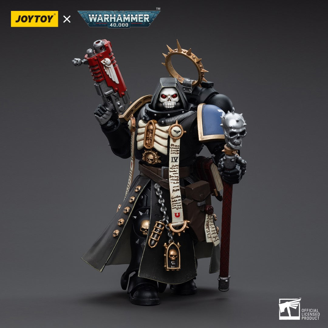 Warhammer 40k JoyToy Actionfigure - Ultramarines Primaris Chaplain Brother Varus figure for collectors, display and premium shelf