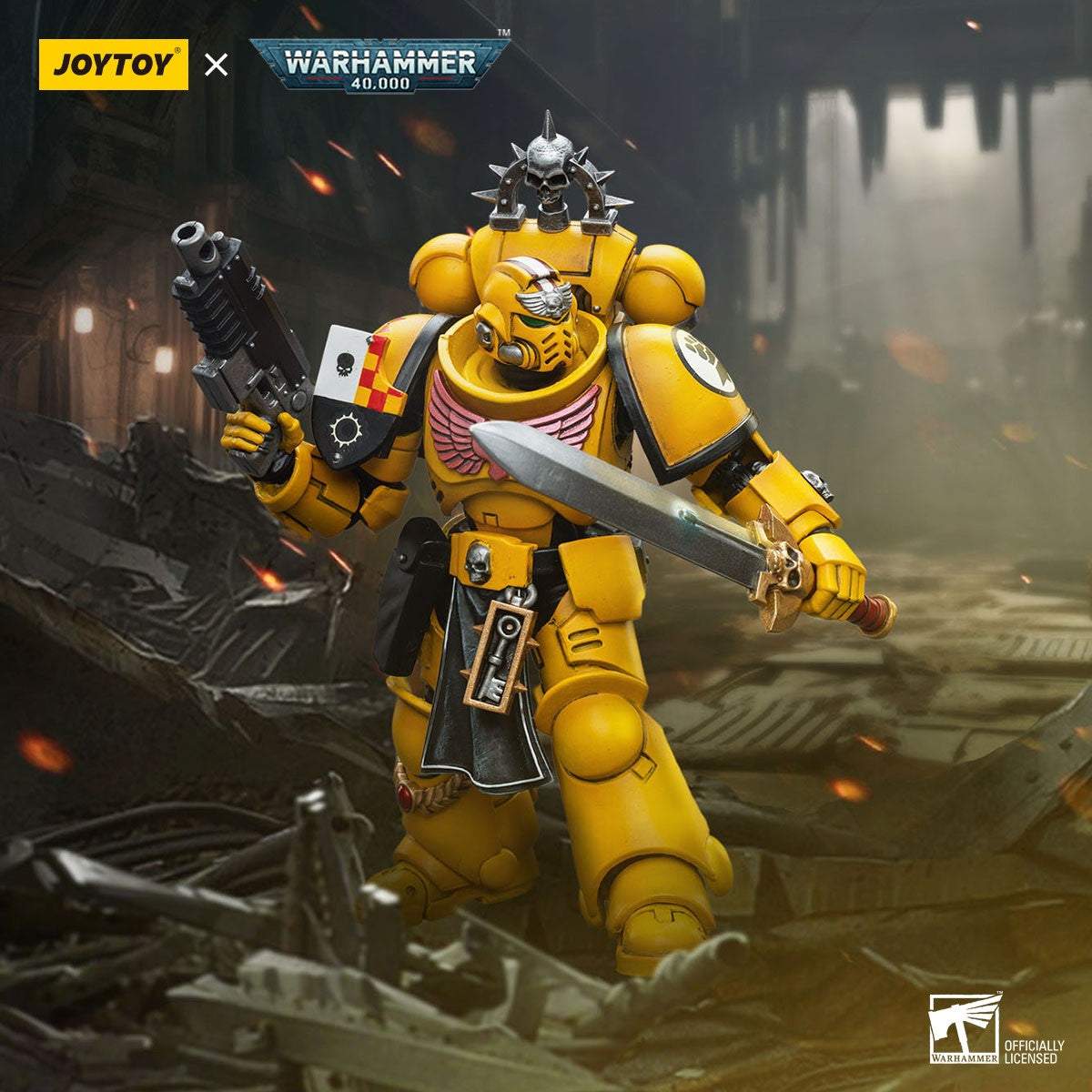 Warhammer 40k JoyToy Actionfigure - Imperial Fists Lieutenant with Power Sword figure for collectors, display and premium shelf presentation