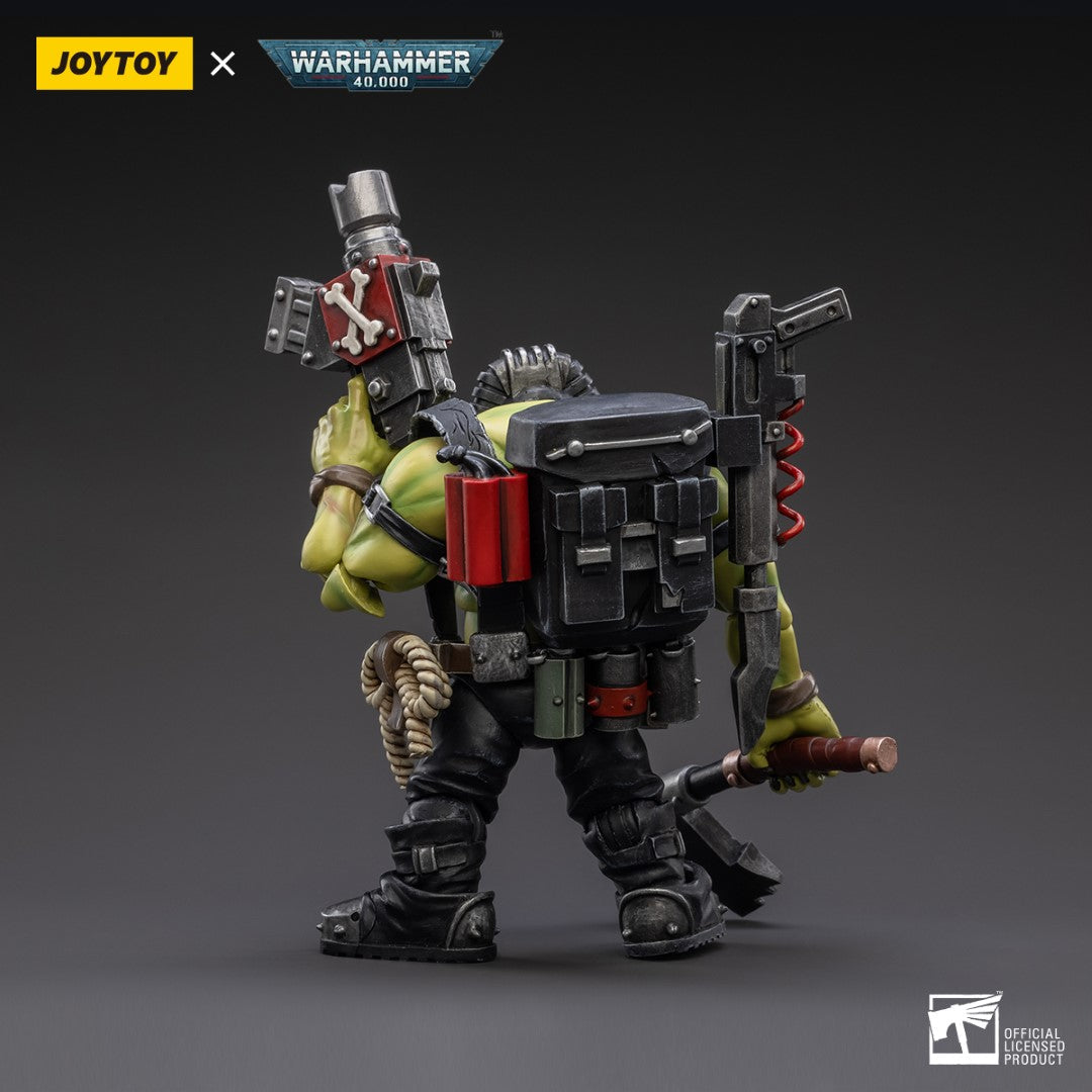 Warhammer 40k JoyToy Actionfigure - Ork Kommandos Dakka Boy Snarit figure for collectors, display and premium shelf presentation