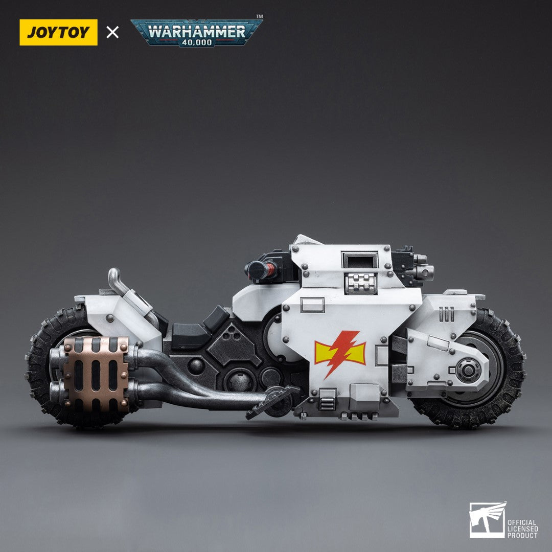 Warhammer 40k JoyToy Actionfigure - White Scars Raider-pattern Combat Bike figure for collectors, display and premium shelf presentation
