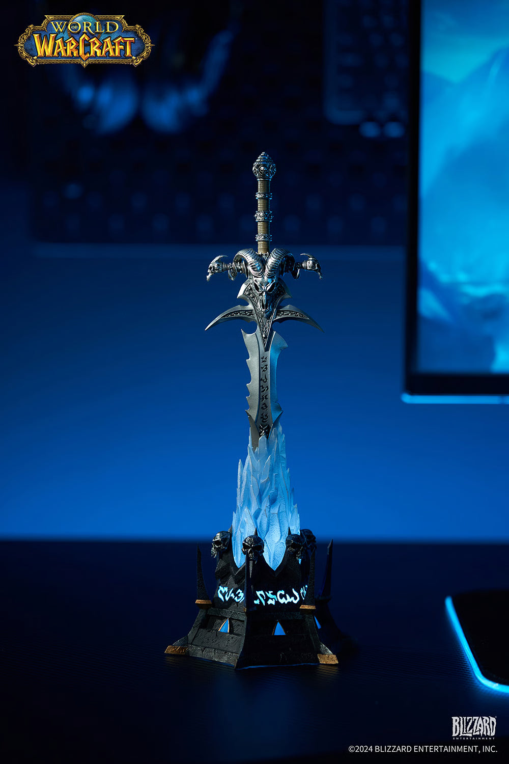 World of Warcraft - 20th Anniversary Frostmourne Collector’s Edition Replica statue from HEX Collectibles for collectors, display and