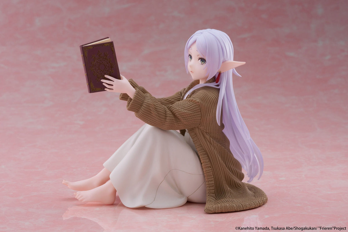 Frieren: Beyond Journey's End PVC Statue Desktop Cute Figure Frieren Roomwear Ver. Taito