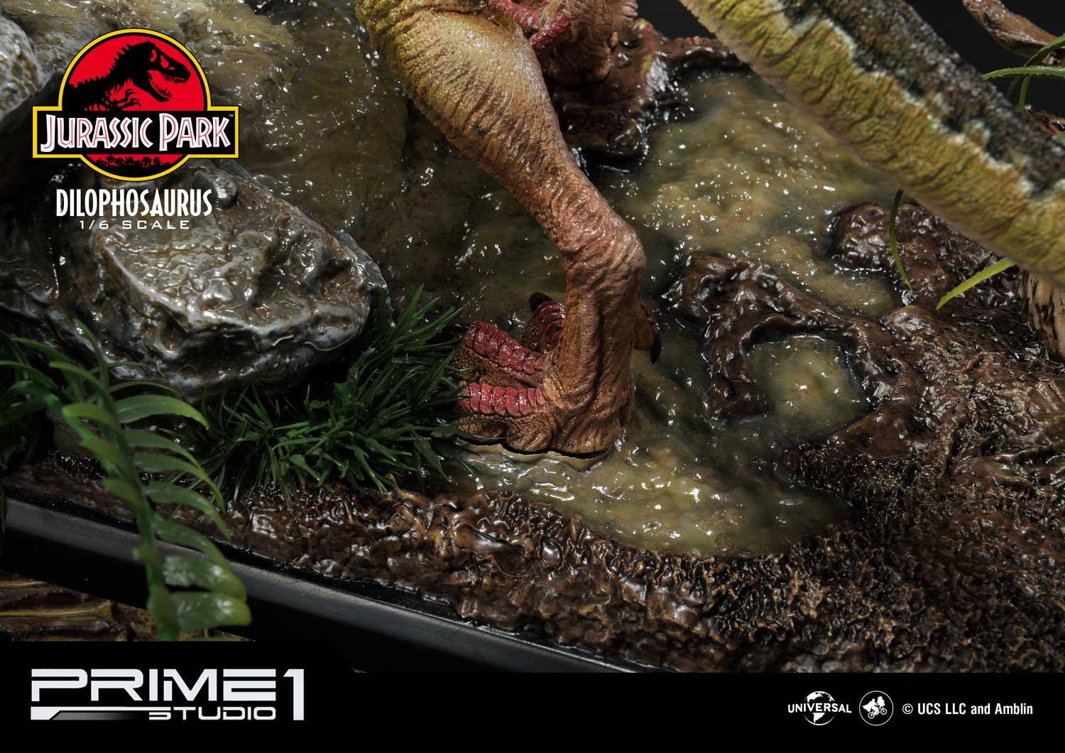 Jurassic Park - Dilophosaurus EX 1:6 - IN STOCK statue from Prime 1 Studio for collectors, display and premium shelf presentation