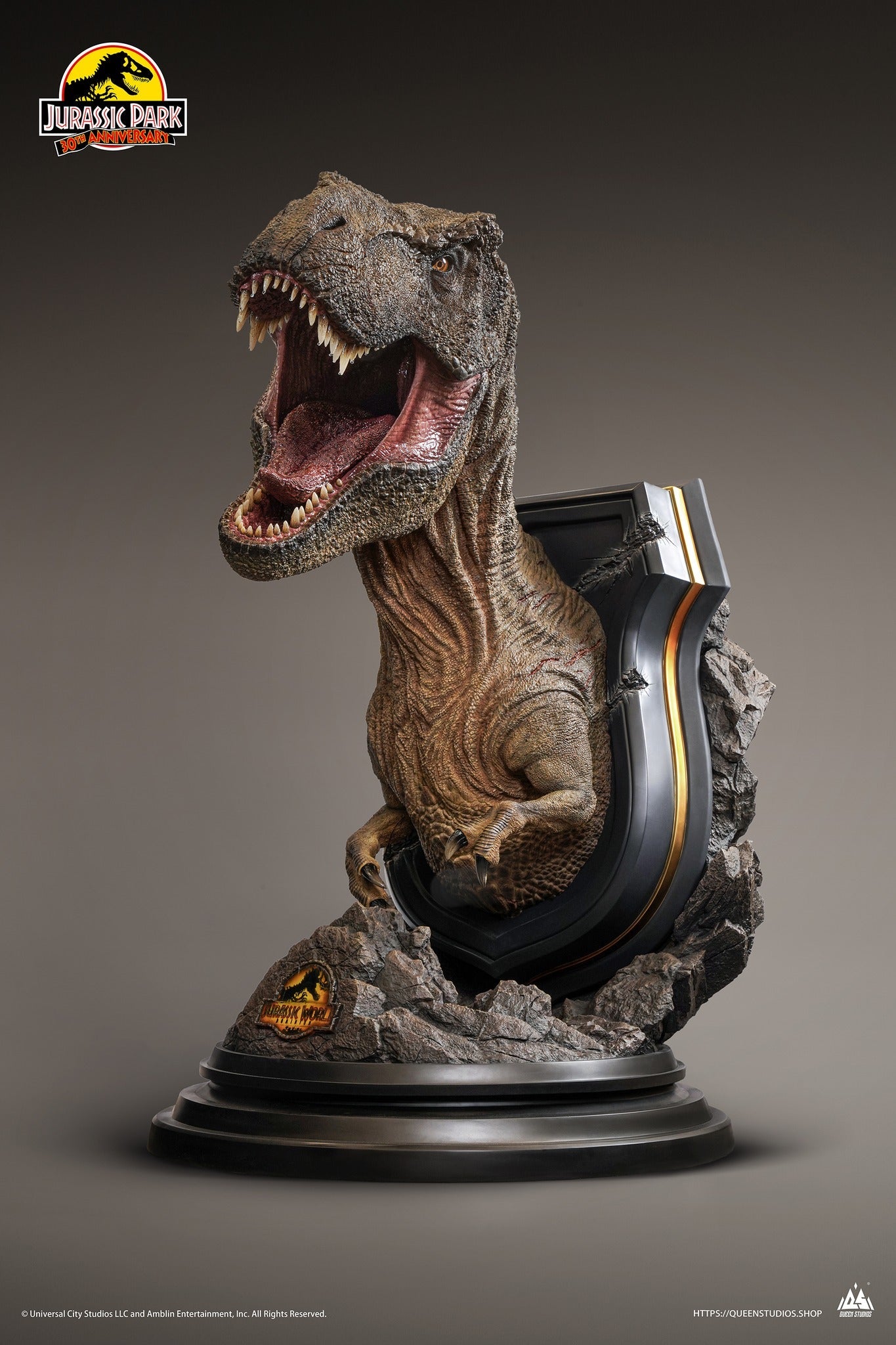 Jurassic World Dominion 1:3 Bust - IN STOCK statue from Queen Studios for collectors, display and premium shelf presentation