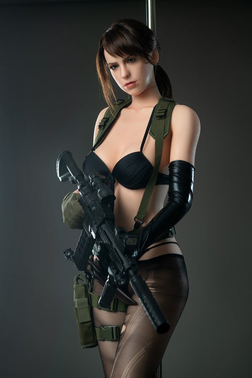 Quiet Realistic Silicone 1:1 Replica Cosplay Model Doll replica doll from Game Lady for collectors, display and premium shelf presentation